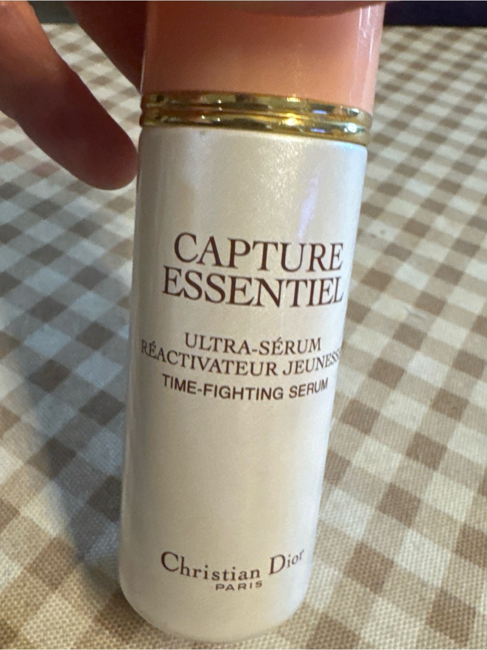 Christian Dior Capture Essentiel Time-Fighting Serum - Pink & White